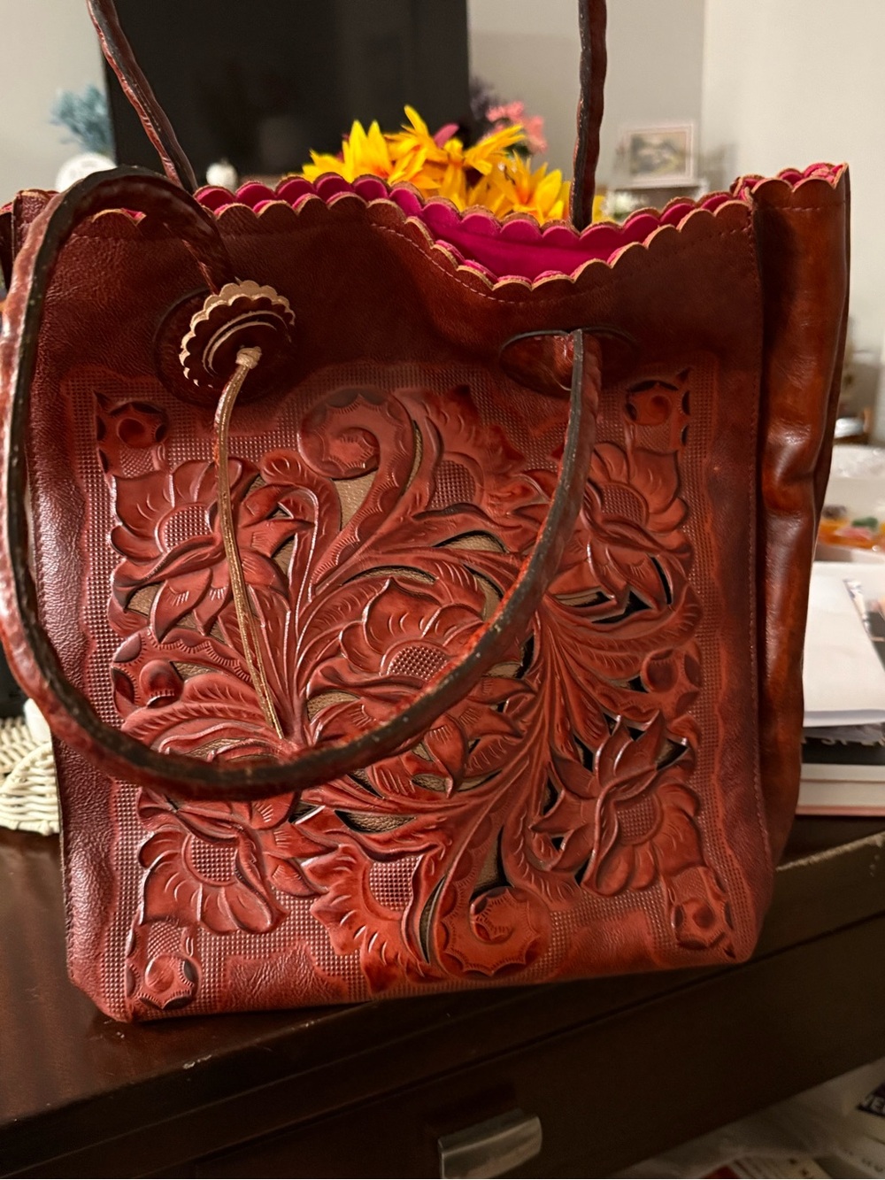 🌻NEW🌻Hand-Tooled Floral Leather Tote Bag in Brown with Pink Lining